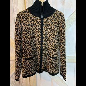 🐓Tally Ho leopard print zip cardigan size L